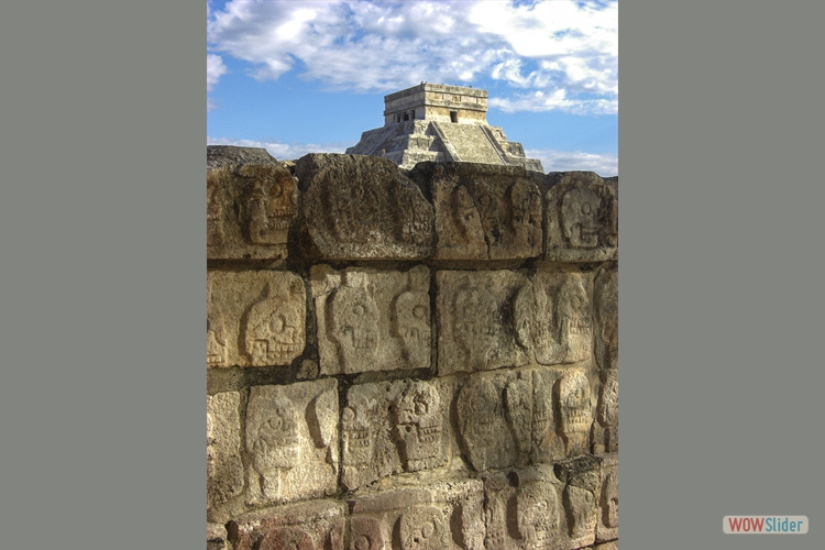 Calaveras_de_Chichen_Itza