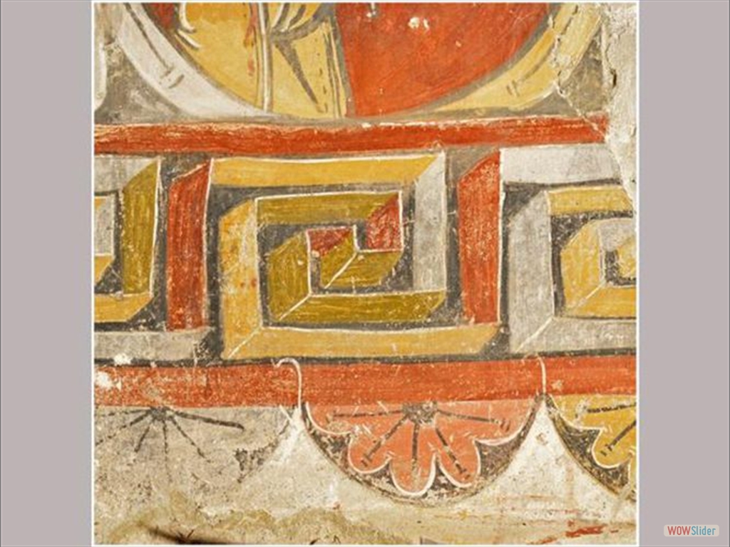 Decoración ornamental geométrica que recorre la base de las pinturas del ábside de la iglesia de Ourjout de Les Bordes-sur-Lez, al sur de Francia, que los expertos encuentran en otras iglesias del Pirineo, como Santa Maria de Taüll.