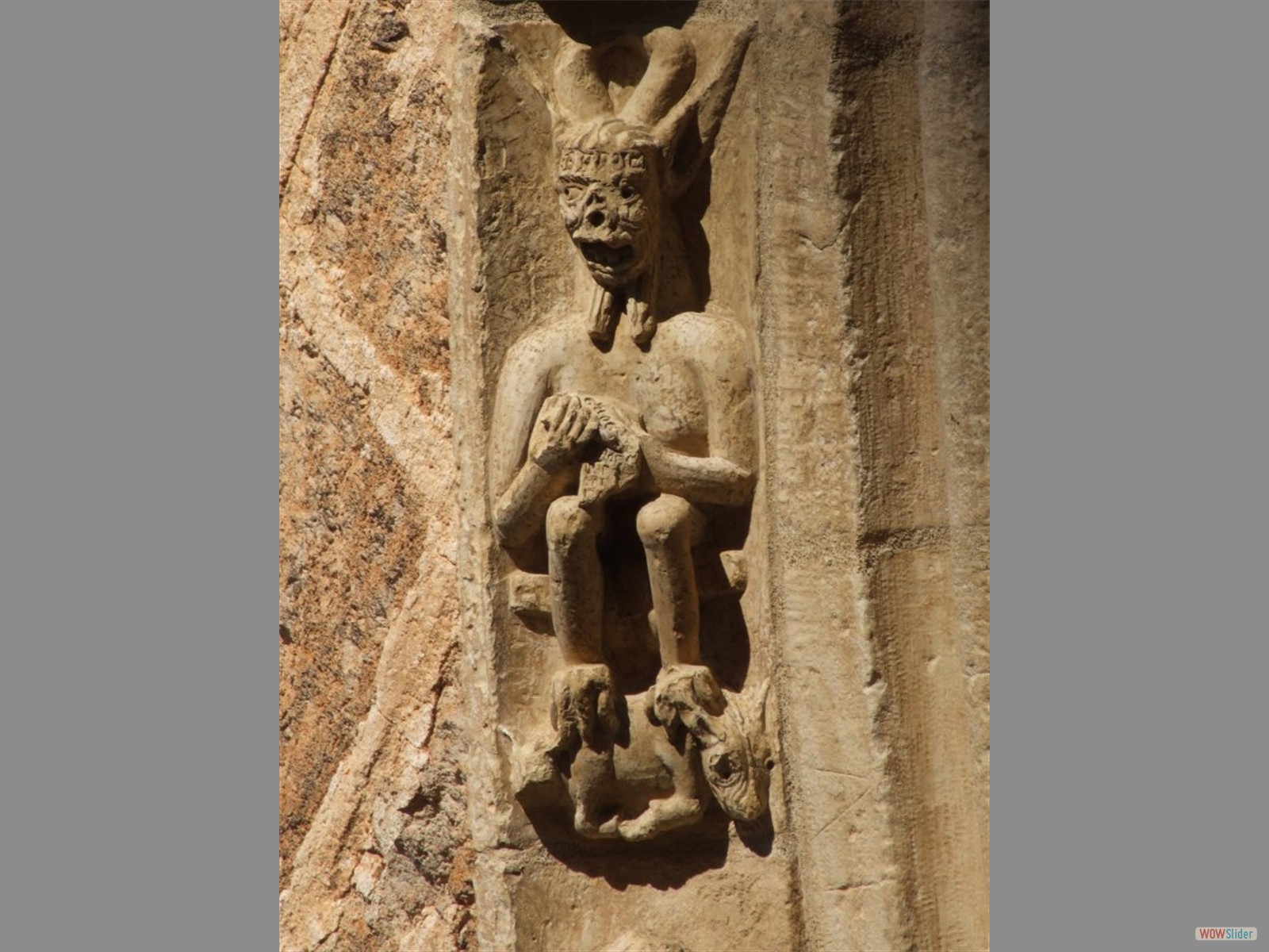 El diablo en la iglesia del Salvador de Cifuentes (Guadalajara).