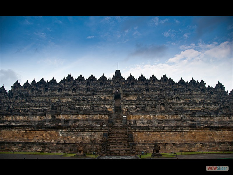 borobudur-fachada
