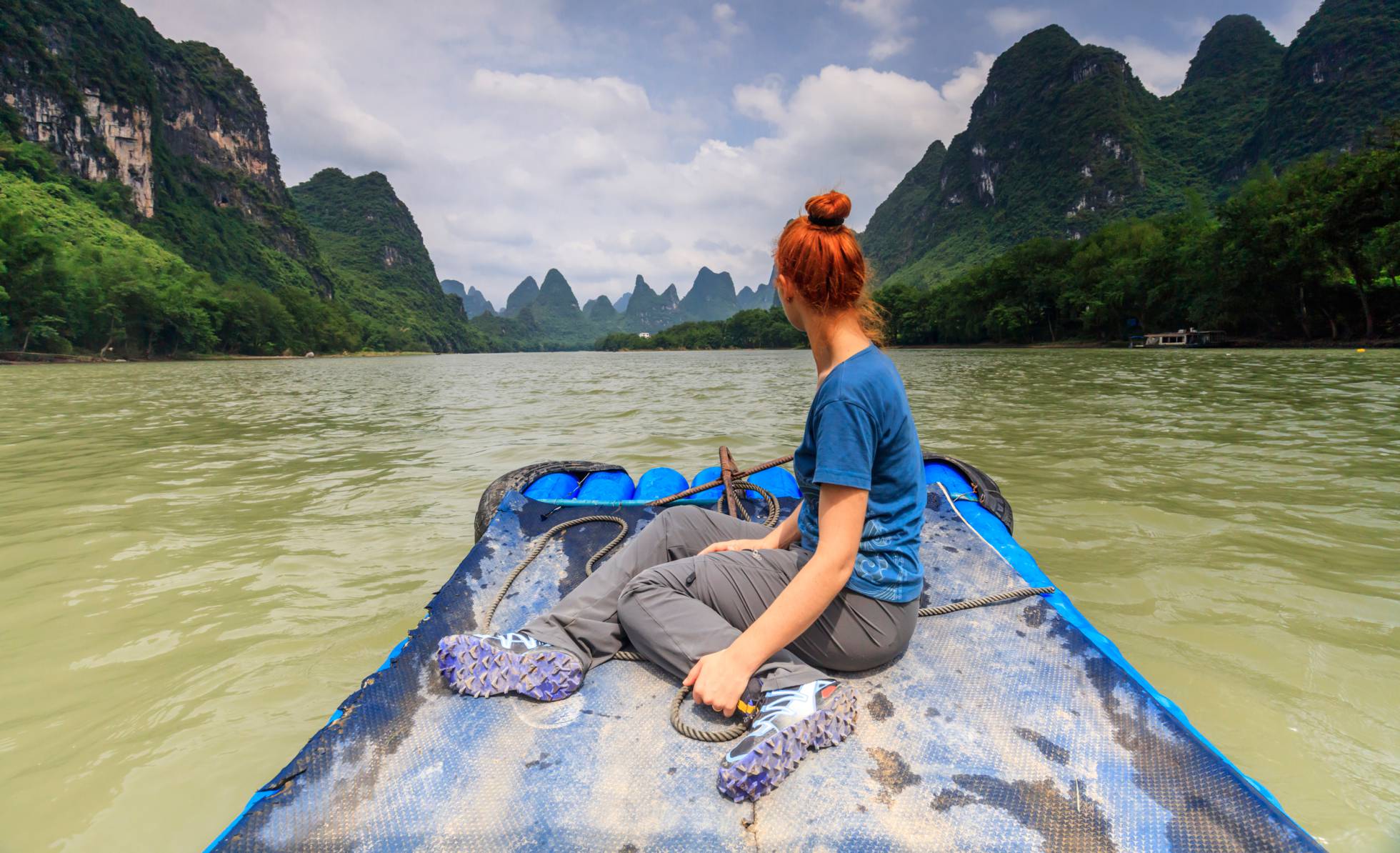 12 aventuras en barco y kayak entre paredes vertiginosas
