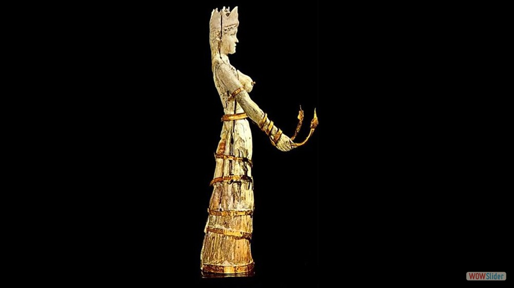 diosa de la serpiente - 2